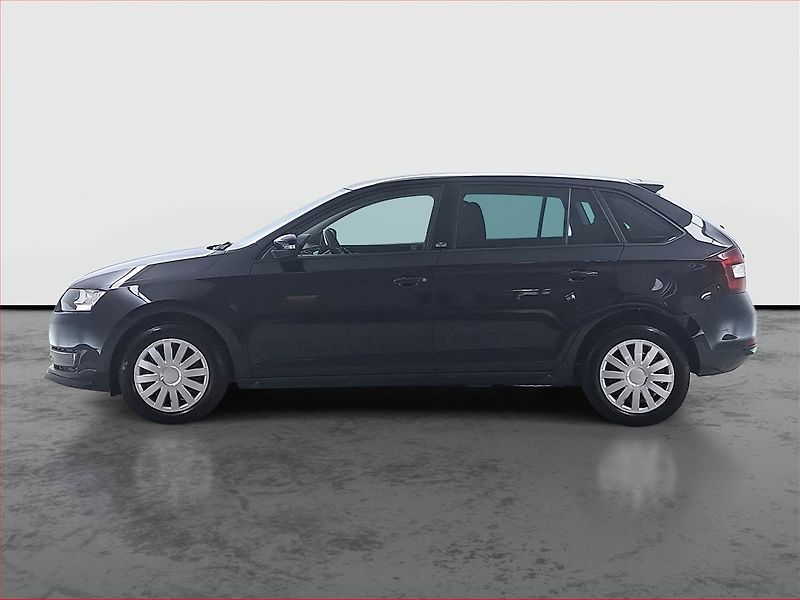 Škoda Rapid (2015) Spaceback 1.2 TSI, Xenony - fotka 3 z 15