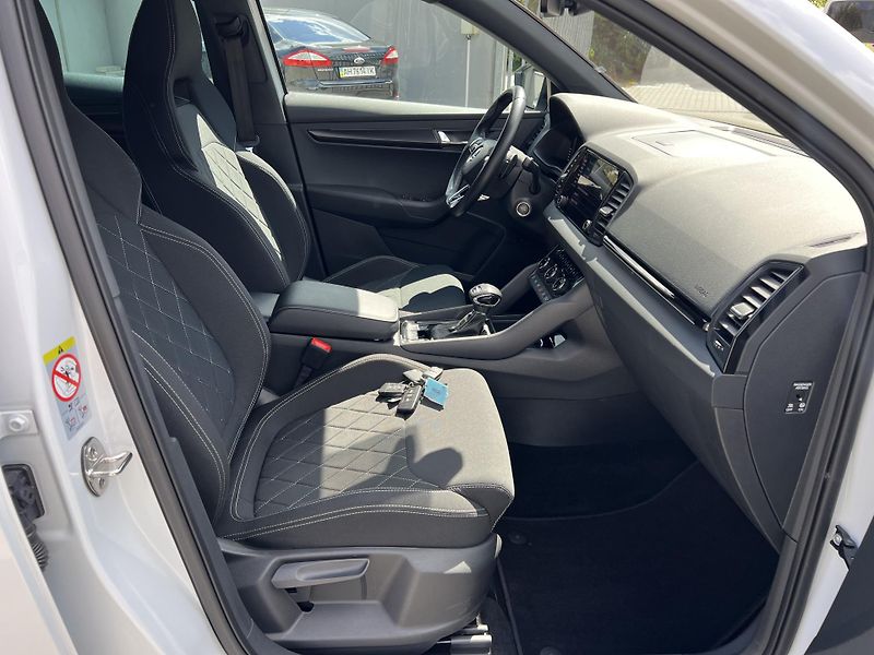 Škoda Karoq 2.0 TDi 4x4 DSG Sportline max. - fotka 11 z 25