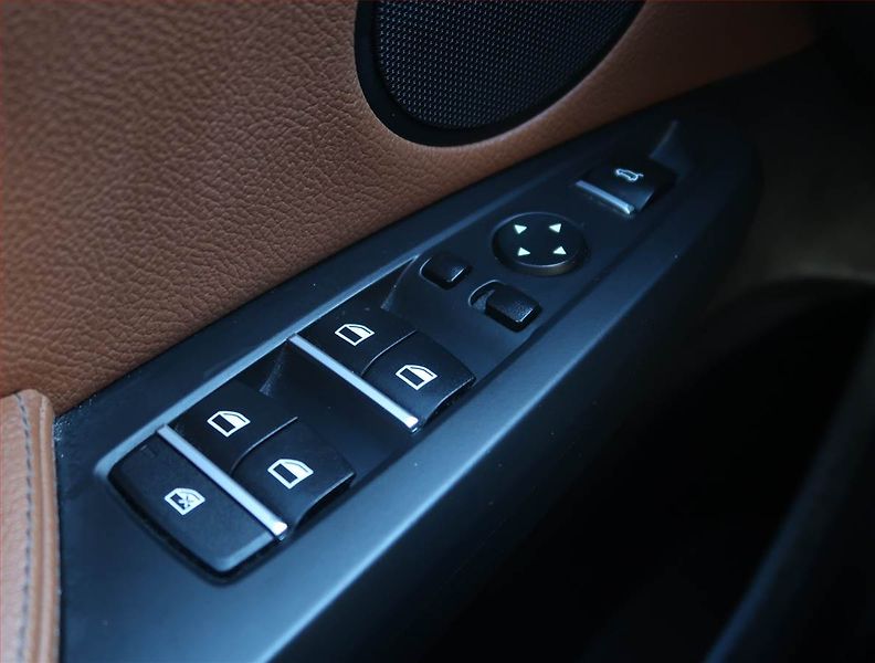BMW X3 (2015) xDrive20d, 4X4, Automat - fotka 16 z 22