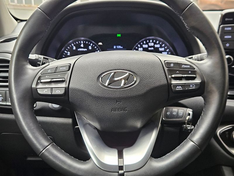Hyundai i30 1,5i, Comfort 16, 1.majitel - fotka 16 z 32