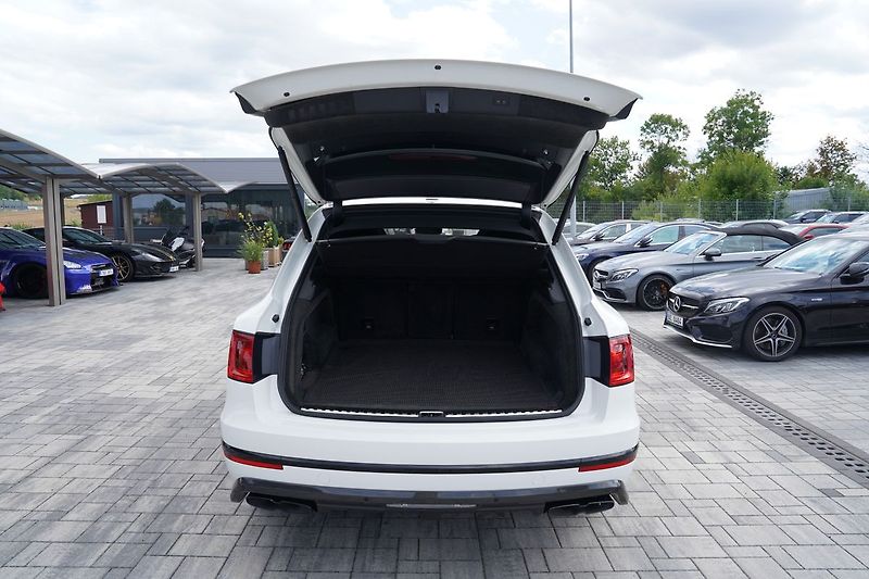 Bentley Bentayga 4.0i V8, Mulliner, ČR, DPH - fotka 16 z 51