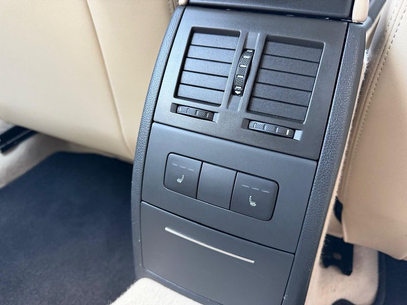 Škoda Octavia 2,0 TDi combi / servis.kn. / - fotka 18 z 37