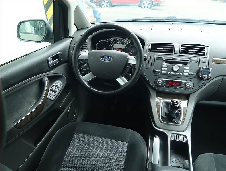 Ford C-MAX (2009) 1.6 TDCi, po STK, zamluveno - fotka 7 z 16