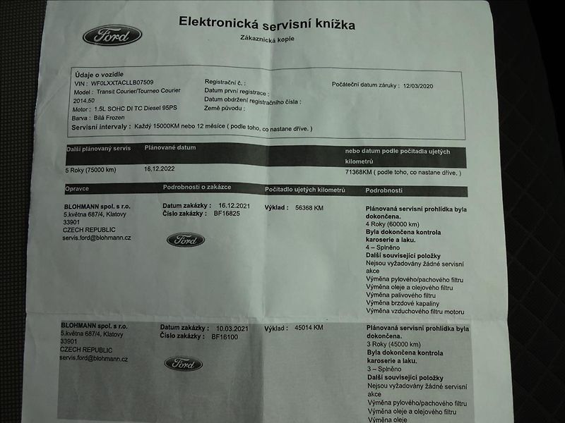 Ford Tourneo Courier 1.5 TDCI - fotka 43 z 44