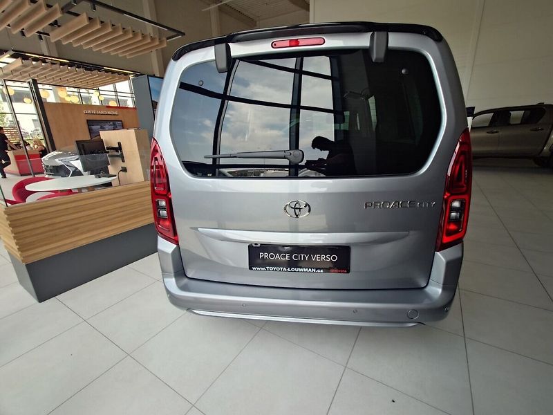 Toyota ProAce City Verso LWB 1.5D 6MT - fotka 4 z 8