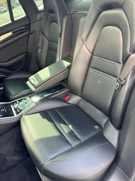Porsche Panamera (2018) 3.0 V6 246KW AT 2018 65TKM - fotka 11 z 37