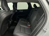 Volvo XC60 B5 AWD PLUS DARK AUT REZERVACE - náhled 6