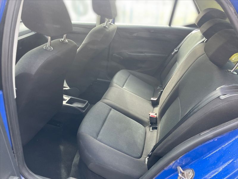 Škoda Fabia 1,0 TSI Active - fotka 8 z 11