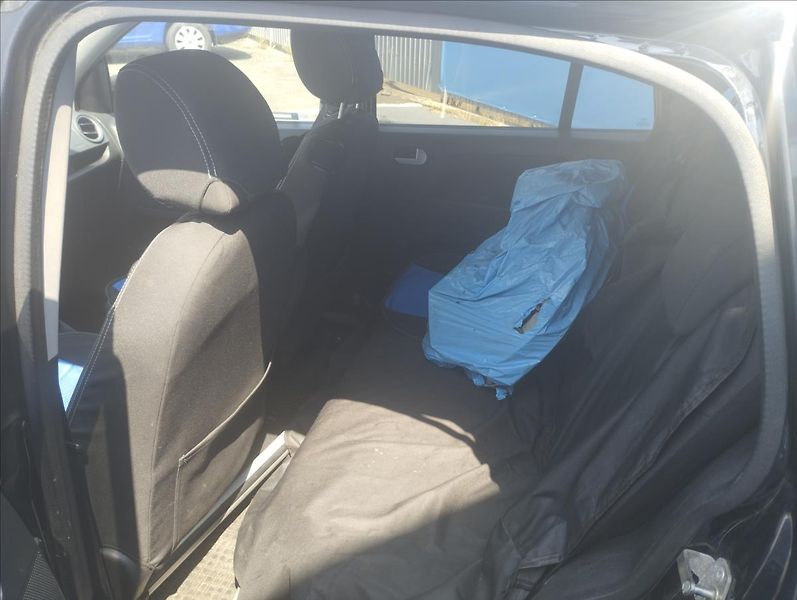 Ford Fusion 1,4 59KW - fotka 10 z 13