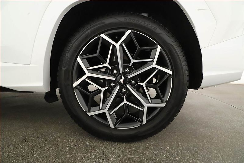 Hyundai Tucson (2022) N-Line 1.6 T-GDI - fotka 12 z 21