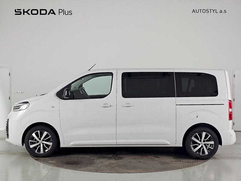 Toyota ProAce Verso (2025) 2.0D 106kW FAMILY WEBASTO 8S - fotka 3 z 29