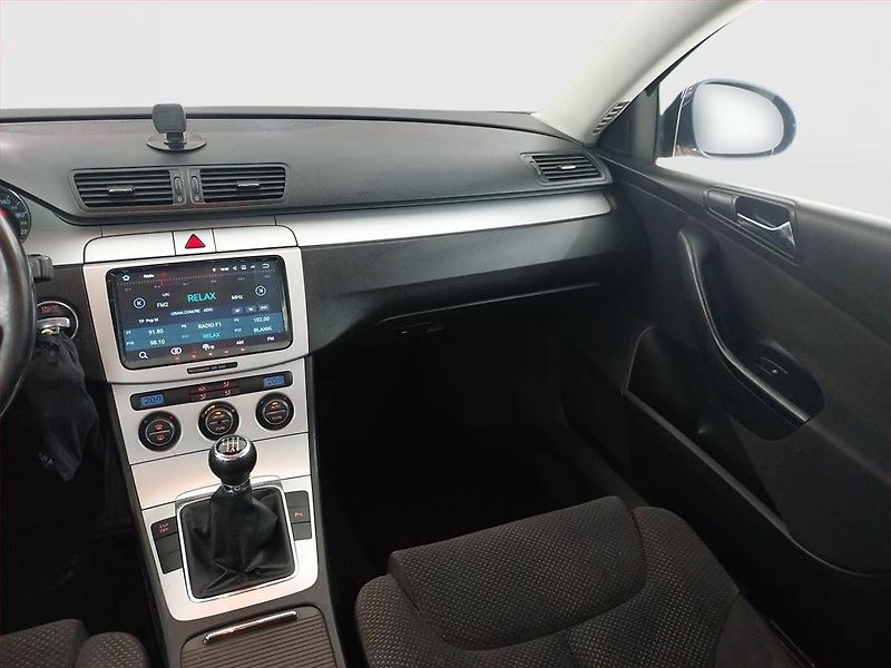Volkswagen Passat (2006) Comfortline 1.9 TDI, po STK - fotka 8 z 18