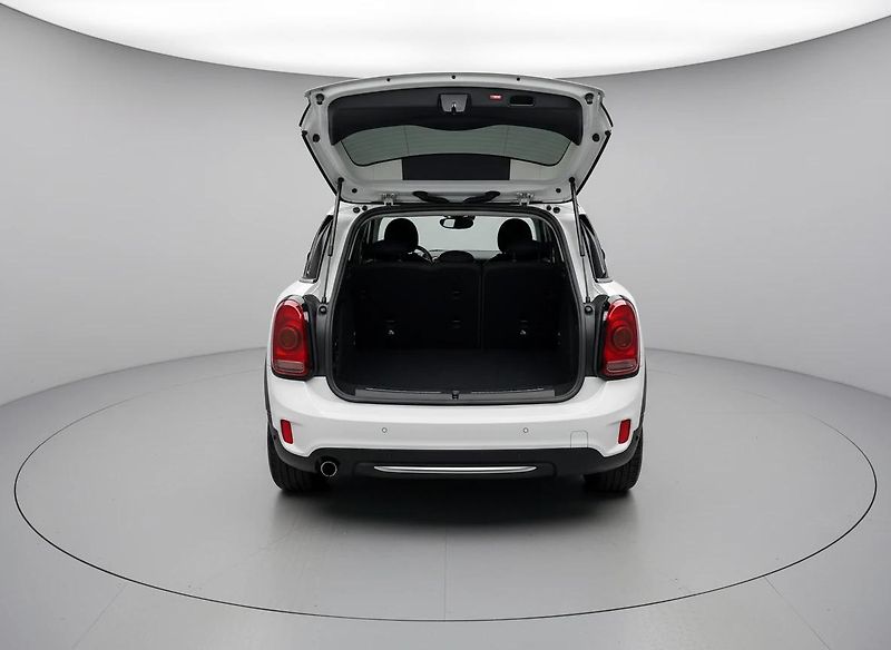 Mini Countryman (2018) Mini Cooper D Countryman All4 - fotka 6 z 7