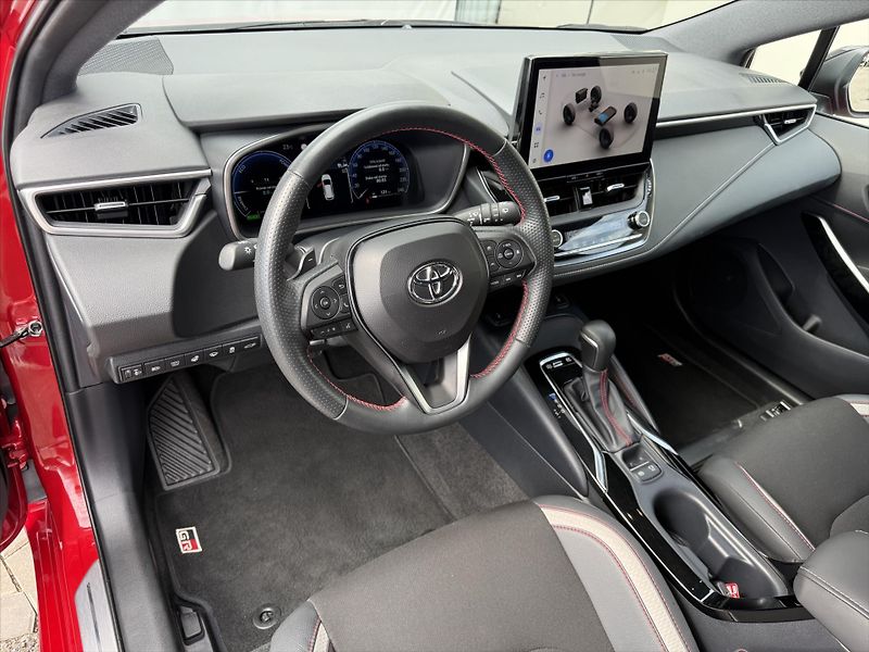 Toyota Corolla 2,0 GR Sport - fotka 7 z 20