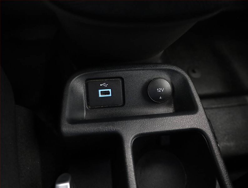 Ford Transit Connect (2023) Maxi Trend 1.5 EcoBlue, ČR - fotka 13 z 18