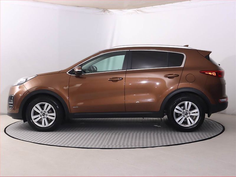 Kia Sportage (2016) 2.0 CRDi, 4X4, Automat - fotka 3 z 20