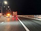 Práce na prvním úseku rozšiřování D1 na šestipruh mezi 194. a 196. kilometrem jsou prakticky hotové. V pondělí 7. dubna silničáři úsek kompletně zprovozní. Ve čtvrtek večer to oznámili ministr dopravy Martin Kupka a generální ředitel Ředitelství silnic a