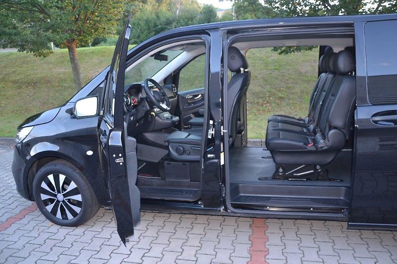 Mercedes-Benz Vito 119 XL 4x4 Airmatic - fotka 18 z 45