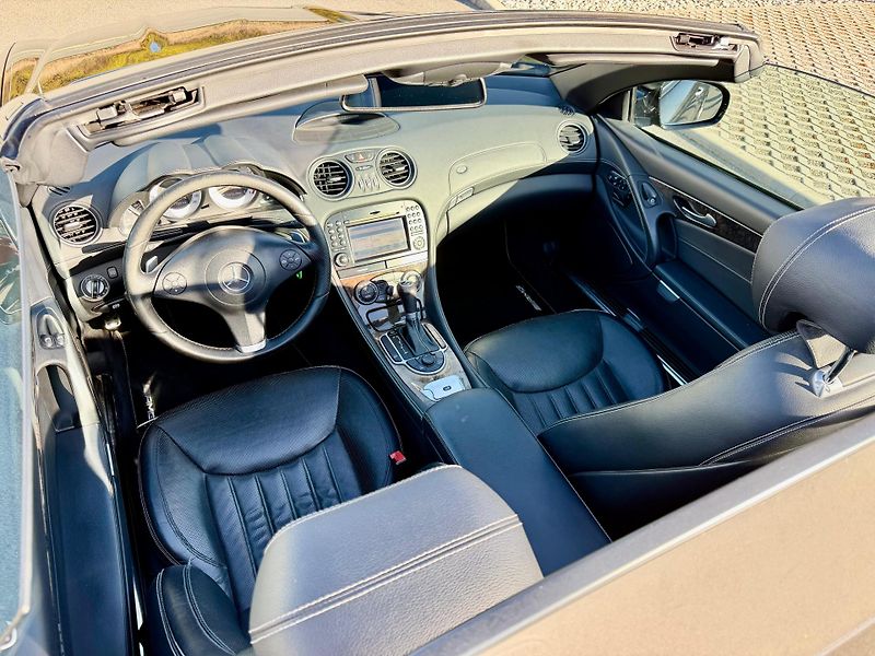 Mercedes-Benz SL (2009) 350, Euro 4, Kabrio - fotka 10 z 22