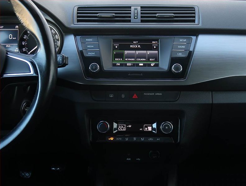 Škoda Fabia (2016) 1.2 TSI, Tempomat - fotka 12 z 17