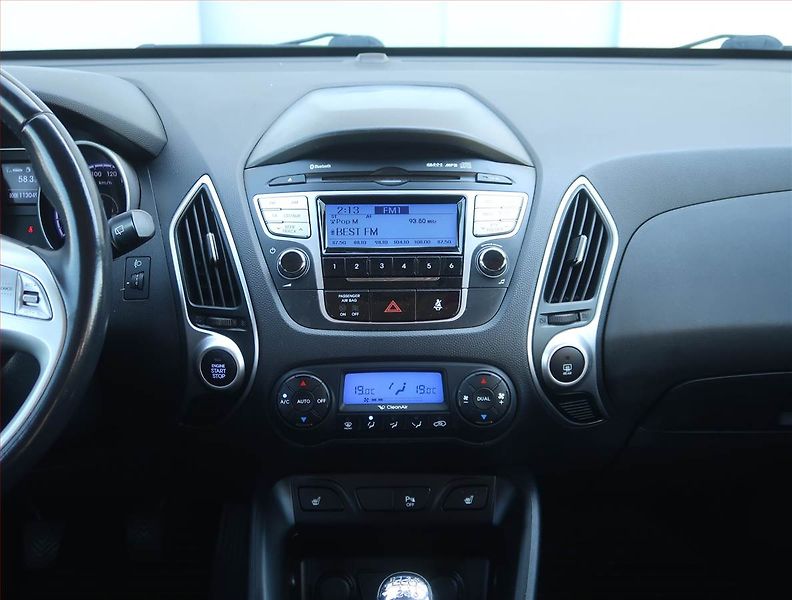 Hyundai ix35 (2013) 1.6 GDI, Serv.kniha, Tempomat - fotka 12 z 17