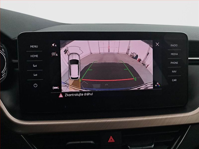 Škoda Kamiq (2022) Style 1.0 TSI - fotka 16 z 22