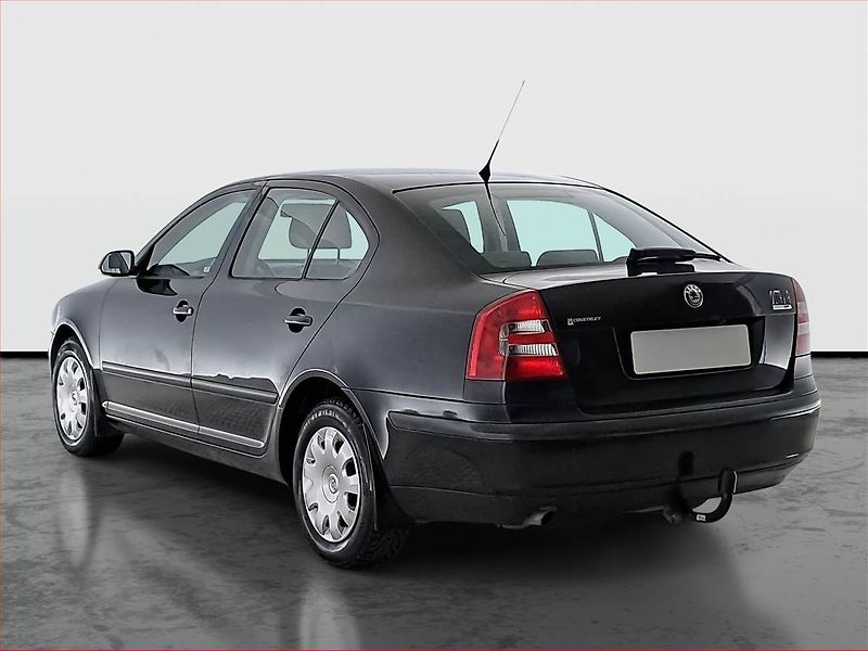 Škoda Octavia (2008) Ambiente 1.6, po STK, Tažné - fotka 4 z 17