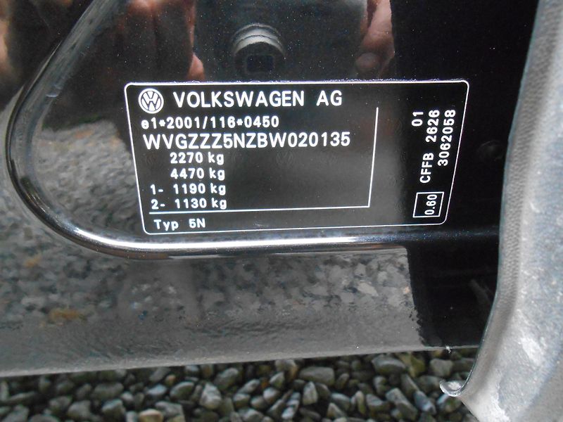 Volkswagen Tiguan 4x4,XENONY,DSG. - fotka 2 z 40