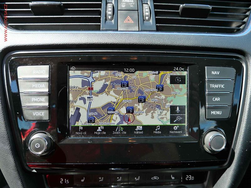 Škoda Octavia (2016) 2.0 TDi 4x4, Scout, DSG - fotka 23 z 26