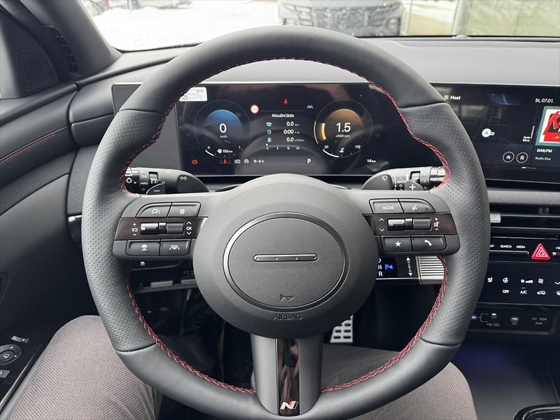Hyundai Tucson (2025) 1,6 T-GDI 2WD DCT GO N LINE - fotka 8 z 10