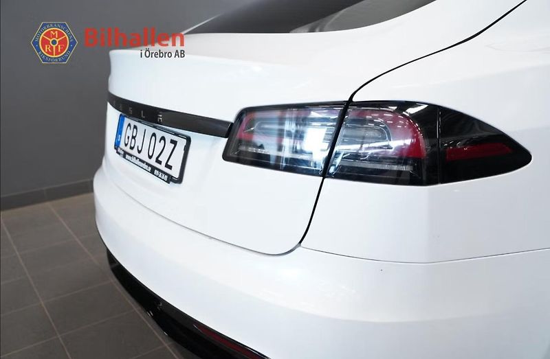 Tesla Model S LR AWD Vzduch Pano Kam Yoke - fotka 7 z 35