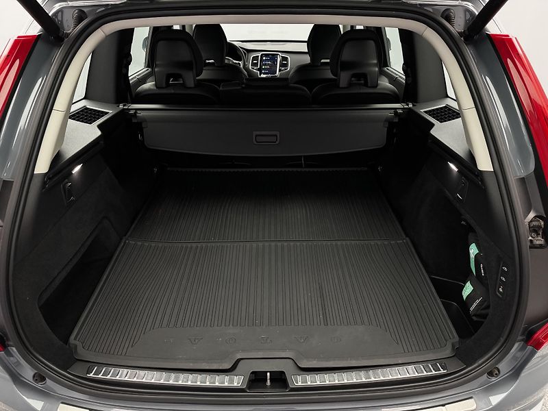 Volvo XC90 B5 AWD PLUS BRIGHT AUT CZ - fotka 5 z 53