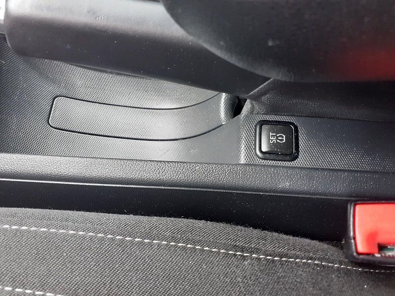 Škoda Rapid (2013) 1.2 TSi ELEGANCE - fotka 16 z 39