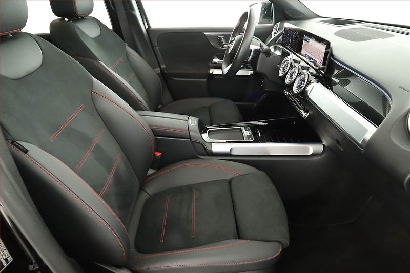 Mercedes-Benz GLB (2024) 200 d 4MATIC - fotka 7 z 20