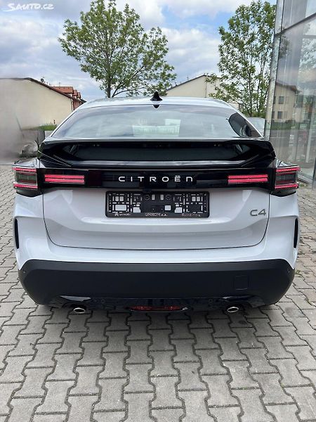 Citroën C4 (2025) PLUS 1.2 PureTech 1 - fotka 15 z 15