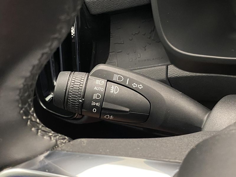 Volvo C40 PURE ELECTRIC SINGLE ULTIMATE - fotka 22 z 57