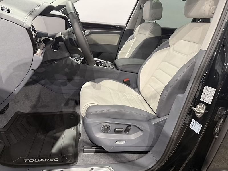 Volkswagen Touareg (2026) 3,0 TDI 210 kW Nez.Top NEW - fotka 7 z 10