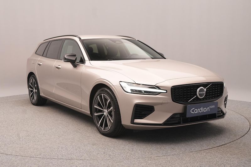 Volvo V60 (2026) T6 AWD Plug-in DARK PLUS - fotka 14 z 25