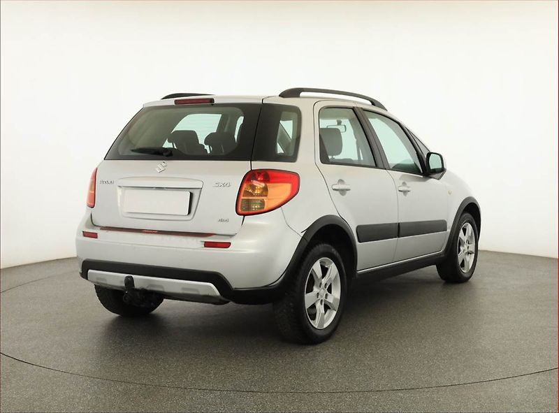 Suzuki SX4 (2011) 1.6 VVT, 4X4, Vyhř. sedaček - fotka 5 z 14