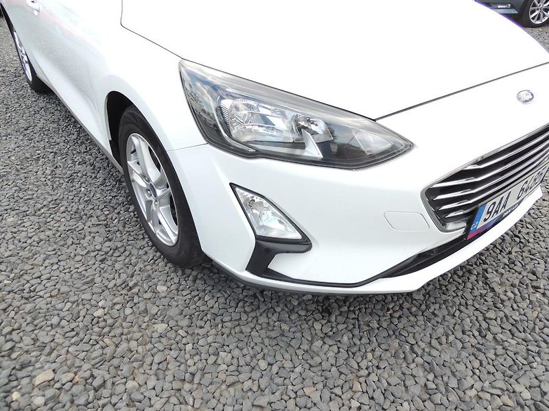 Ford Focus (2022) 1.5TDCi,88kw,Titanium,automat - fotka 10 z 62