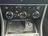 Škoda Superb (2023) 2.0 TDI 110kW Tažné Panorama - náhled 21