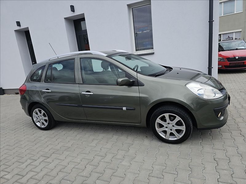 Renault Clio 1,2 i 55KW Grandtour klima ALU - fotka 5 z 35