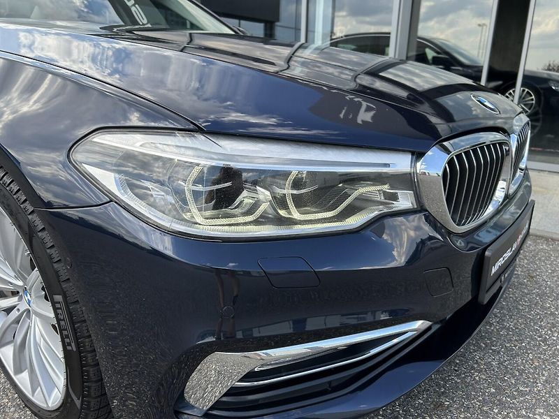 BMW Řada 5 5540i xDrive Luxury Line - fotka 8 z 37