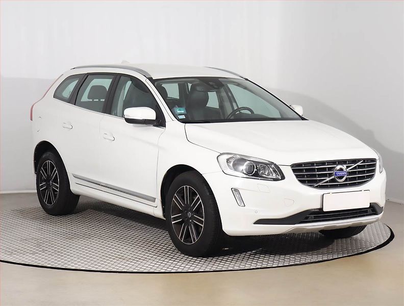 Volvo XC60 (2017) D4, Automat, Kůže, Navi - fotografie inzerátu