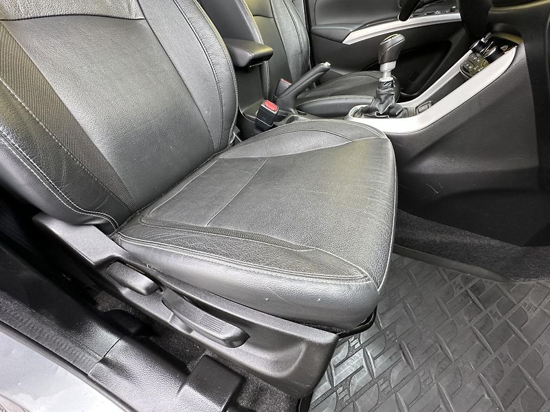 Suzuki SX4 S-Cross (2014) 1.6DDIS 4x4 COMFORT 2.Maj.  - fotka 17 z 36