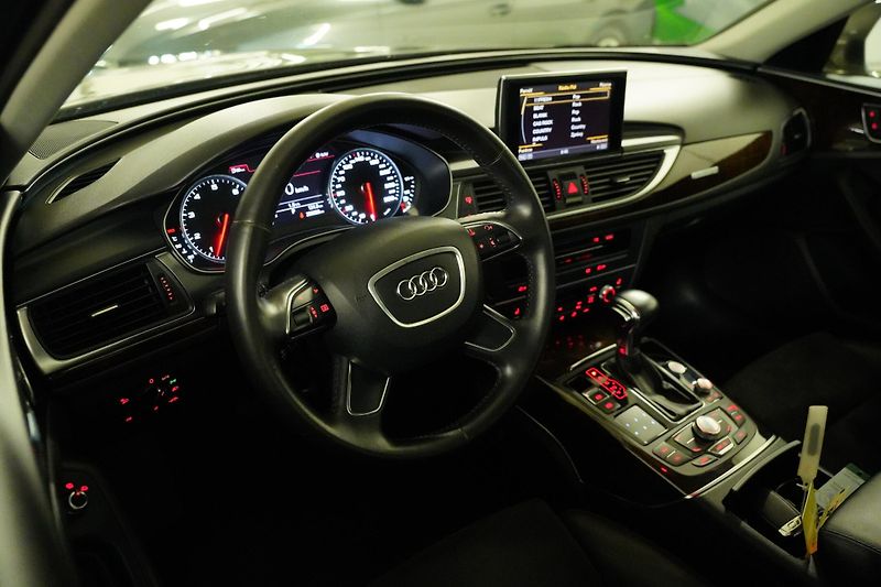 Audi A6 - fotka 14 z 27