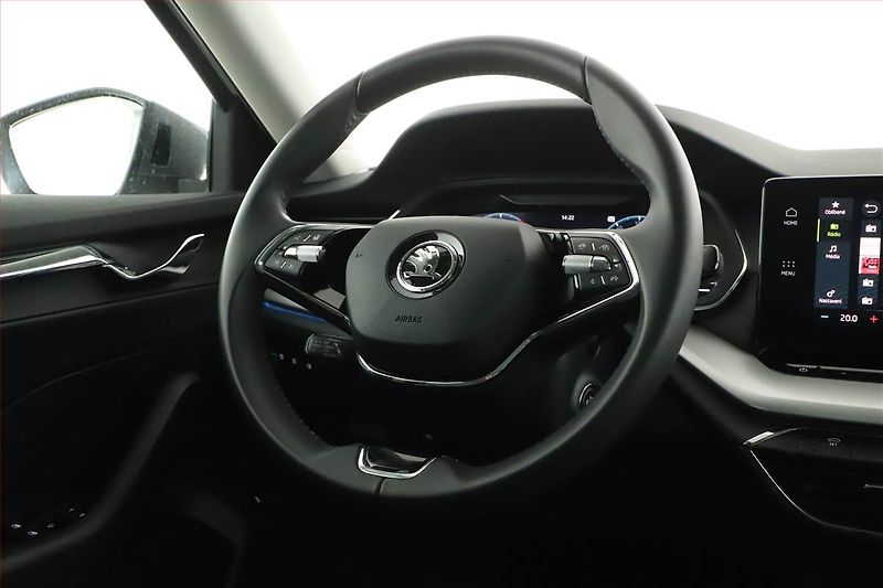 Škoda Octavia (2023) Style Plus 2.0 TDI - fotka 8 z 20