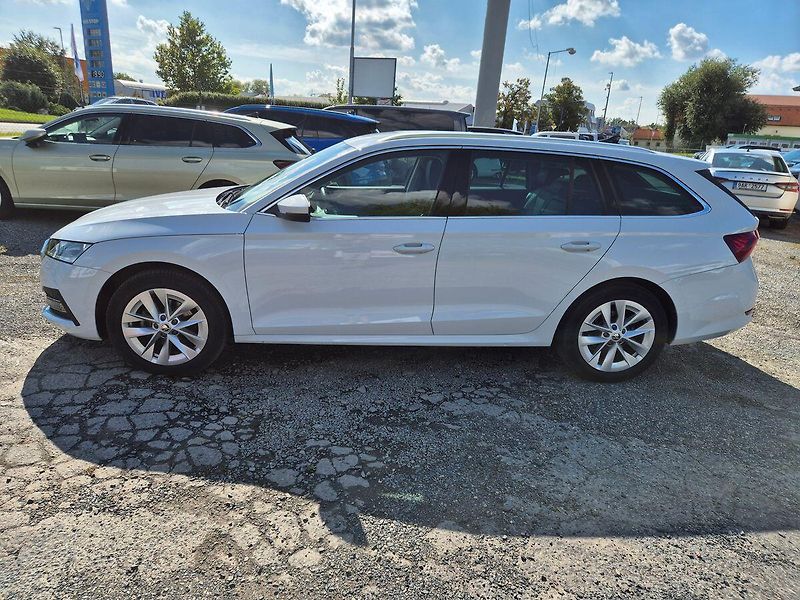 Škoda Octavia Combi 2,0 TDI DSG 110kW Style - fotka 8 z 28