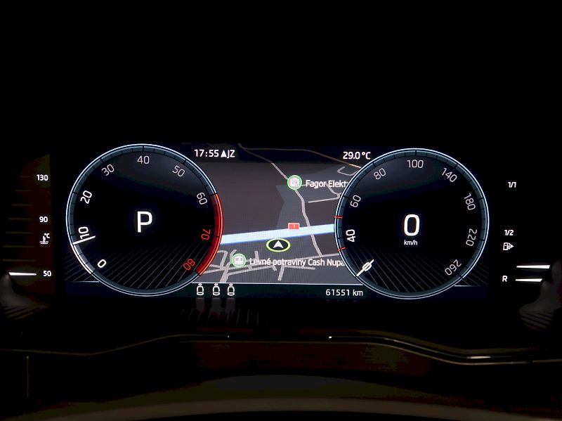 Škoda Superb (2023) STYLE 2.0TSI 140KW DSG - fotka 18 z 41