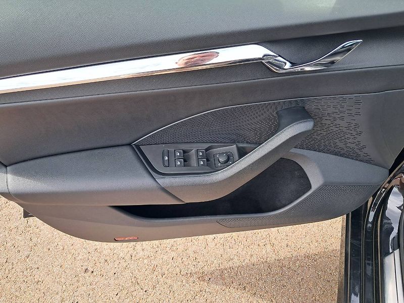 Škoda Octavia (2022) COMBI IV STYLE PLUS 2.0 TDI / - fotka 17 z 29